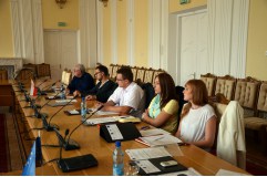 Круглый стол