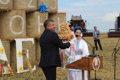 Брестский район впервые в истории преодолел стотысячный рубеж намолота зерна